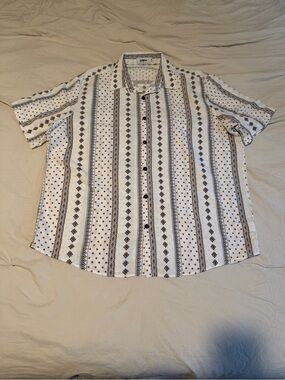 Old Navy White Short-Sleeve Button-Down Shirt with Black & Brown Stripe Pattern